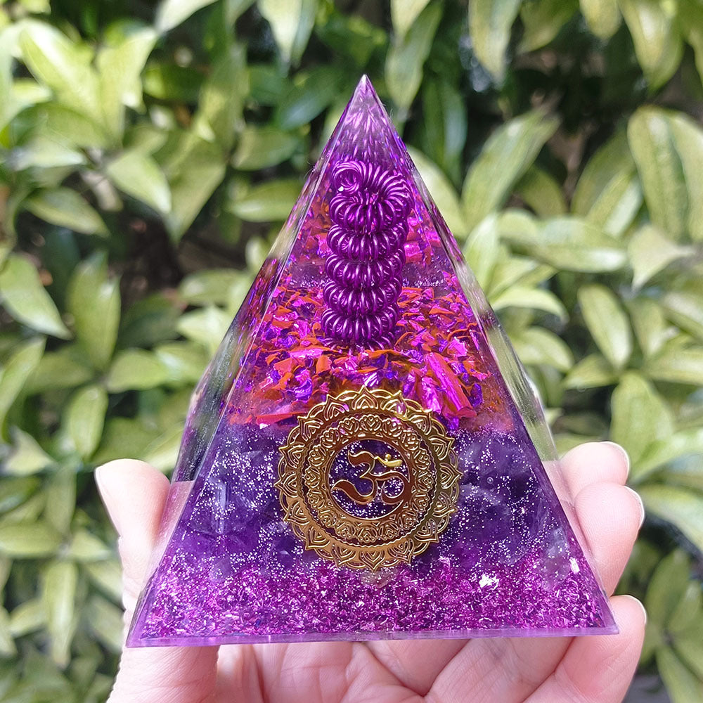 8 cm Orgonite Pyramid Crystal Pebble Gemstone Resin Pyramid Home Desktop Ornament for Meditation Spiritual Decor Gift