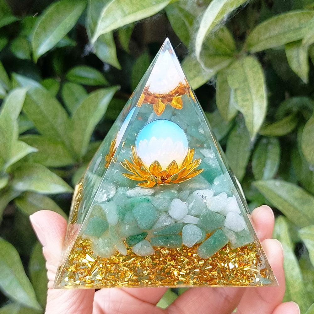 8 cm Orgonite Pyramid Crystal Pebble Gemstone Resin Pyramid Home Desktop Ornament for Meditation Spiritual Decor Gift