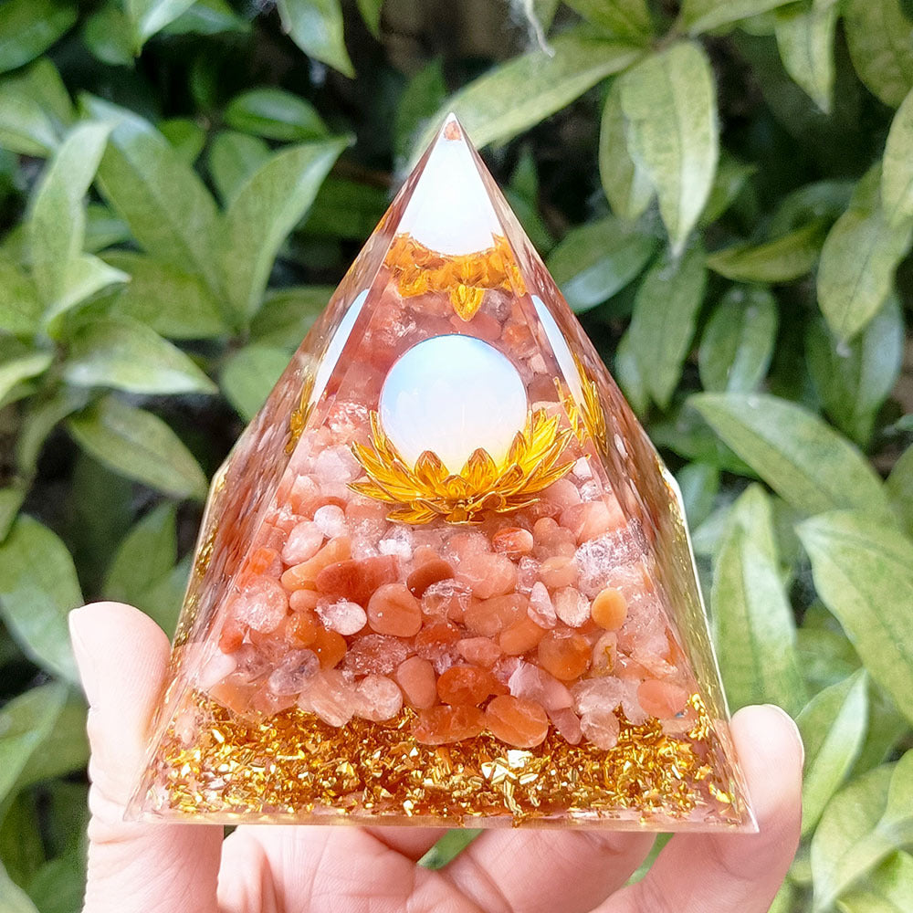 8 cm Orgonite Pyramid Crystal Pebble Gemstone Resin Pyramid Home Desktop Ornament for Meditation Spiritual Decor Gift